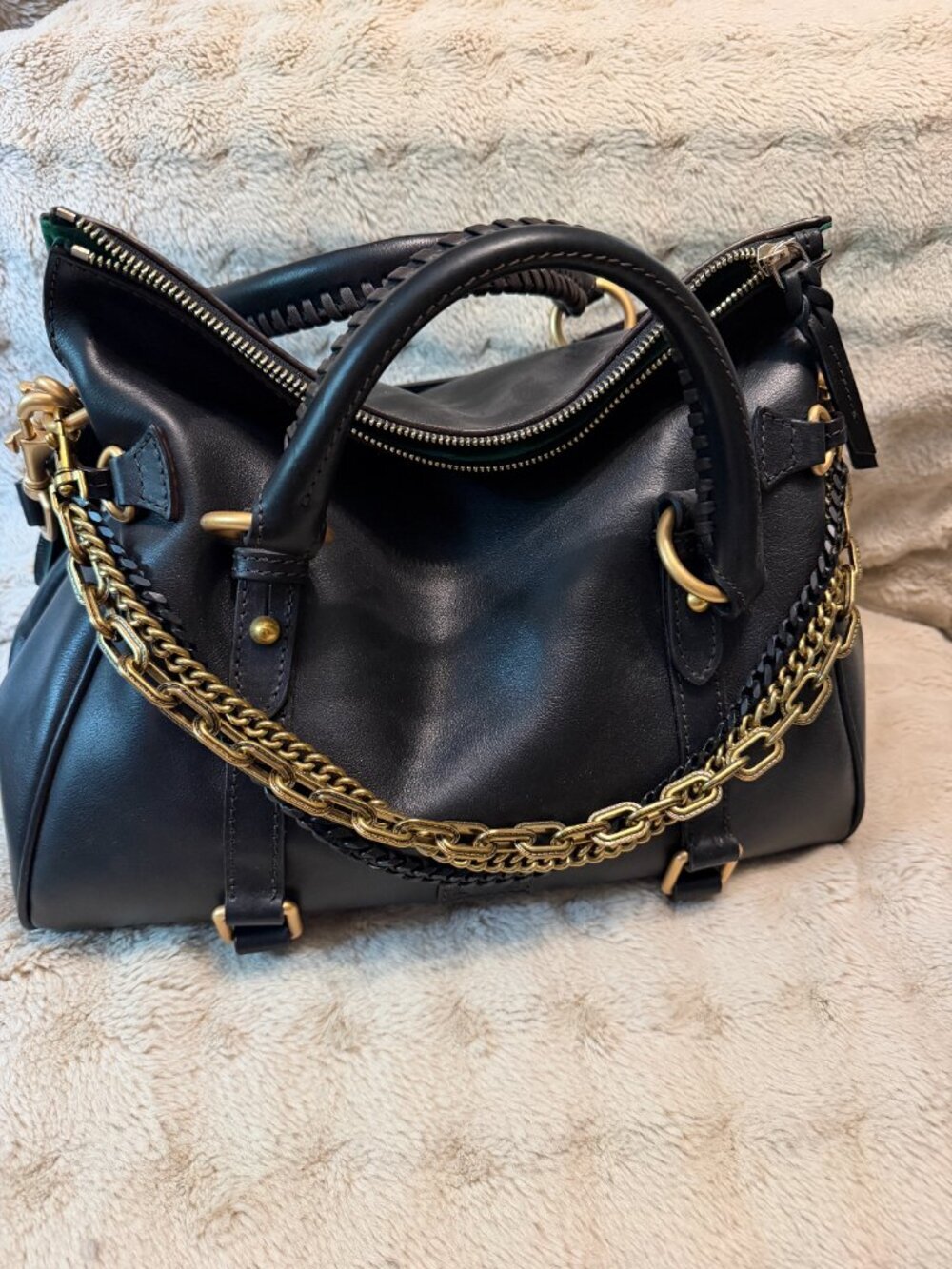 NWOT Dooney & Bourke Large Florentine Satchel Black with Chains - Picture 1 of 7